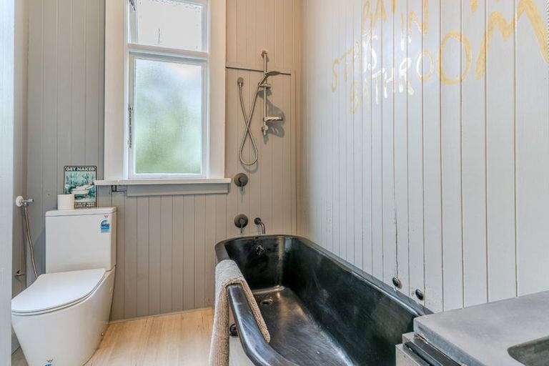 Photo of property in 18 Hart Street, Belleknowes, Dunedin, 9011