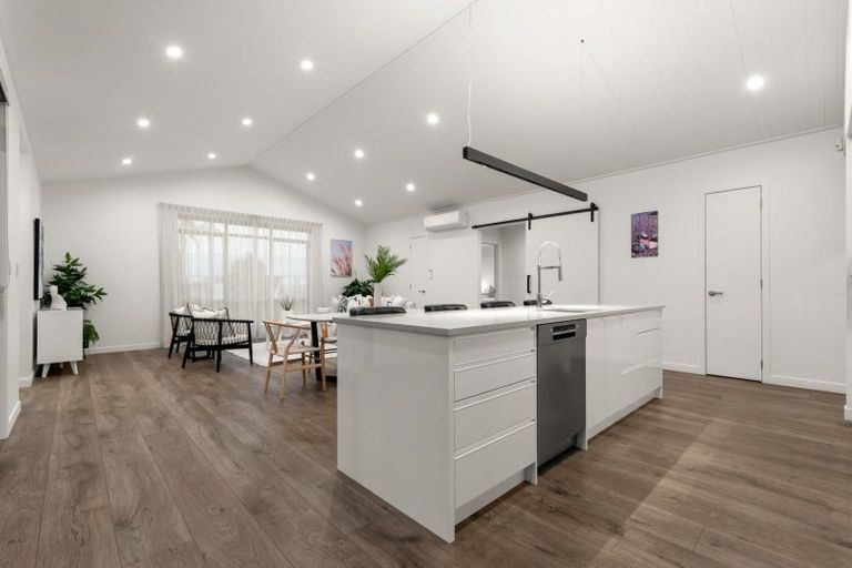 Photo of property in 20 Cotula Way, Papamoa Beach, Papamoa, 3118