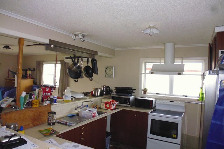 Photo of property in 2 Kowhai Avenue, Edgecumbe, 3120