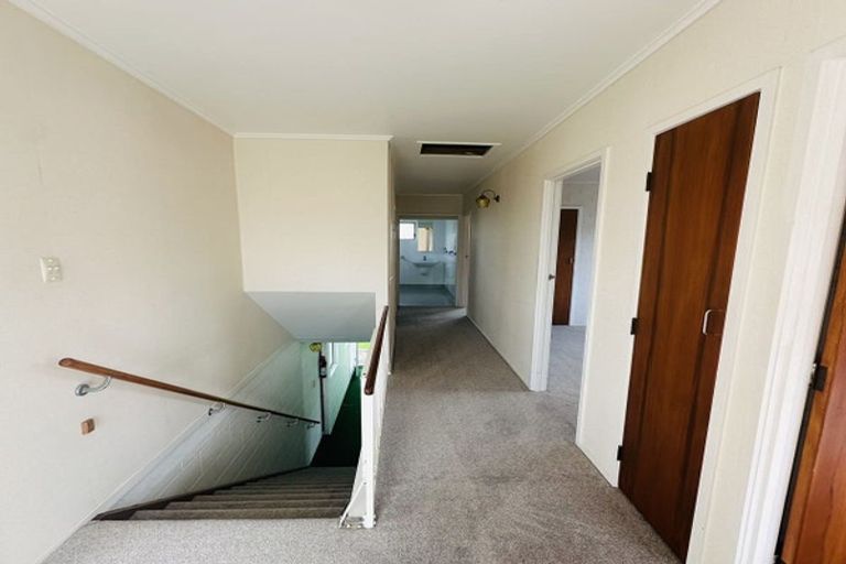 Photo of property in 17 Toroa Street, Torbay, Auckland, 0630