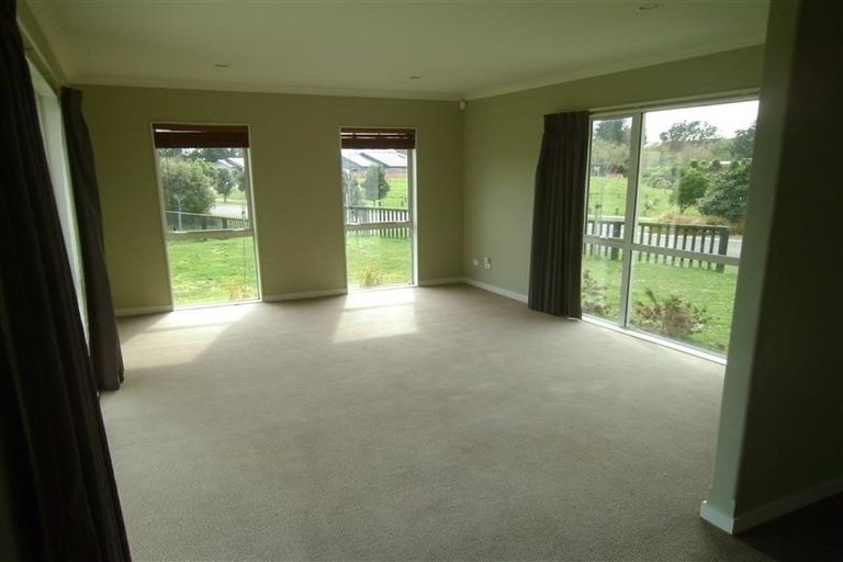Photo of property in 10 Tamihana Street, Otaki, 5512