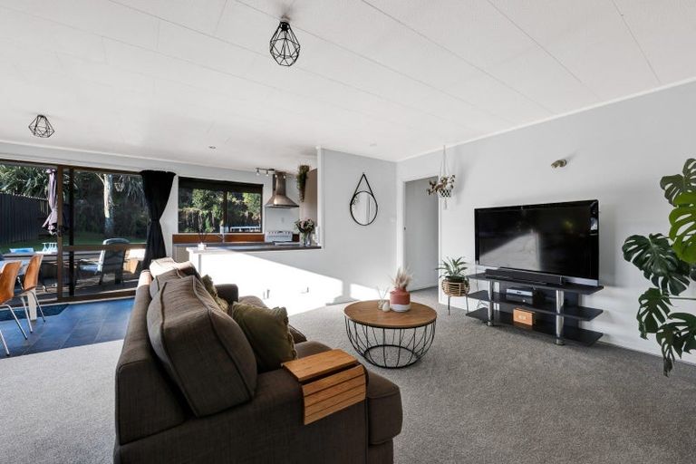 Photo of property in 5 Hobart Drive, Spotswood, New Plymouth, 4310