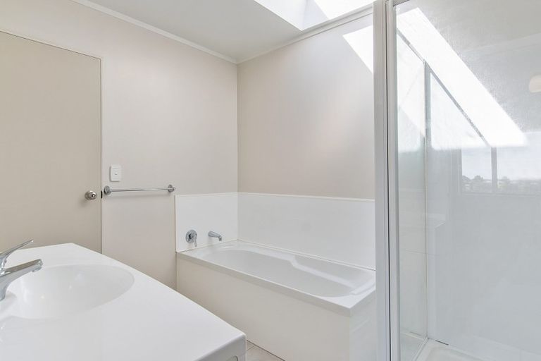 Photo of property in 3 Ashton Way, Welcome Bay, Tauranga, 3112