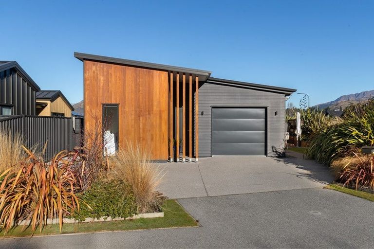 Photo of property in 47 Peterley Road, Lower Shotover, Queenstown, 9304