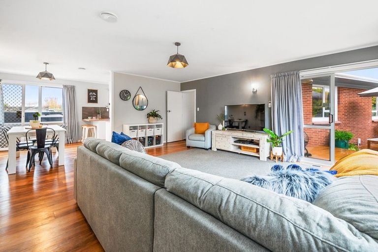 Photo of property in 31 Rimuvale Street, Pukehangi, Rotorua, 3015