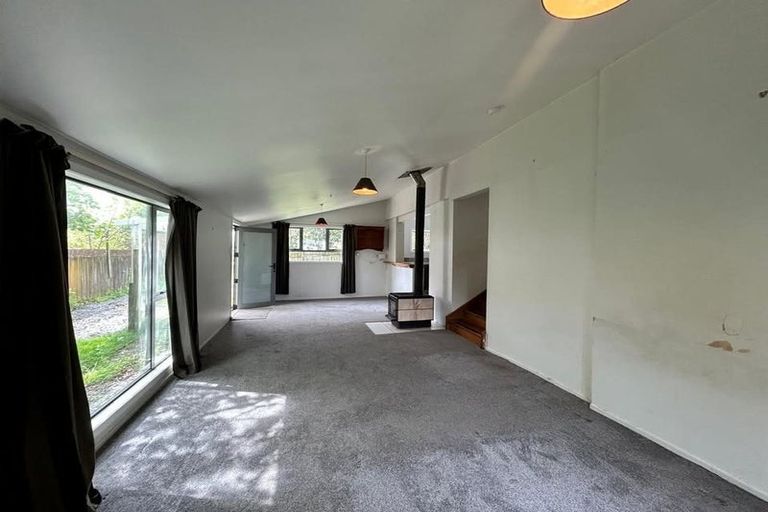 Photo of property in 304 Glengarry Road, Glen Eden, Auckland, 0602
