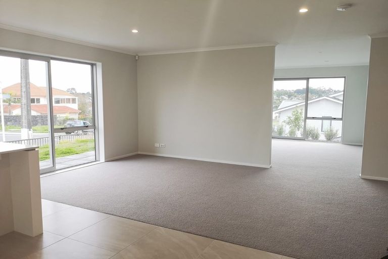 Photo of property in 97 Granville Drive, Massey, Auckland, 0614
