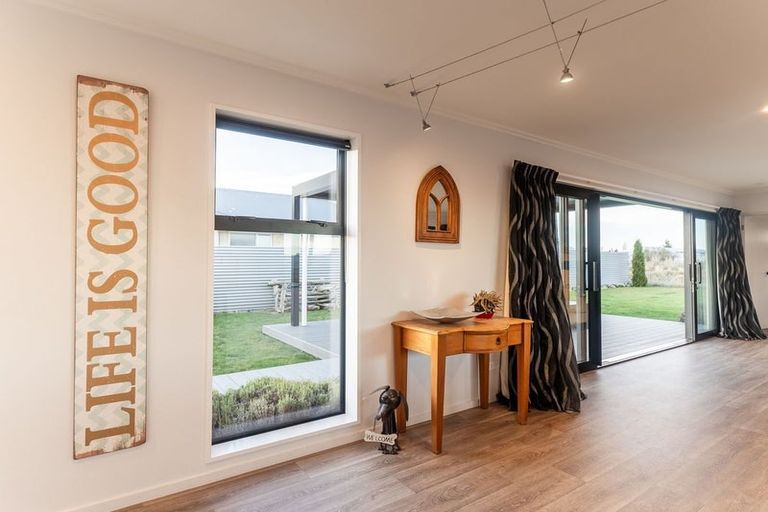 Photo of property in 21 Greenfield Place, Twizel, 7901