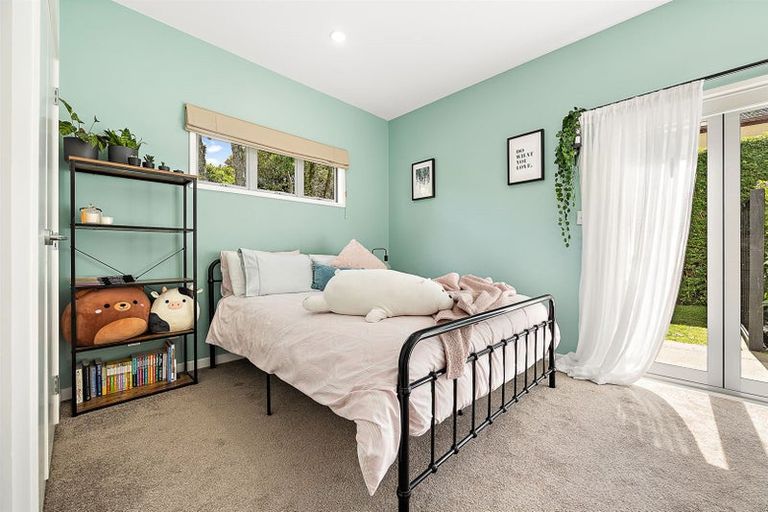 Photo of property in 49a Churchill Road, Cockle Bay, Auckland, 2014