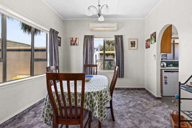 Photo of property in 13 Ellison Street, Napier South, Napier, 4110