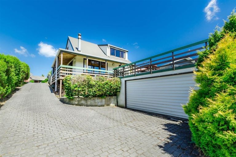 Photo of property in 20 Pohutukawa Crescent, Raumati Beach, Paraparaumu, 5032