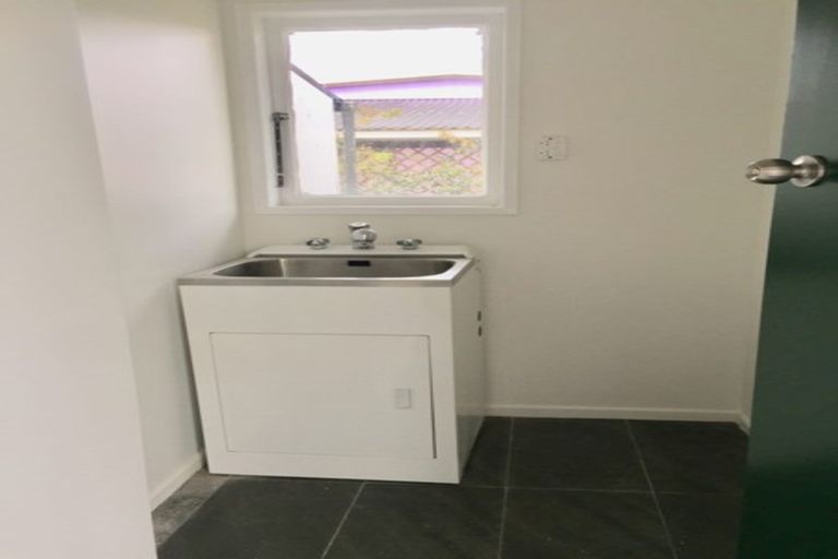 Photo of property in 51 Cargill Street, Papakura, 2110