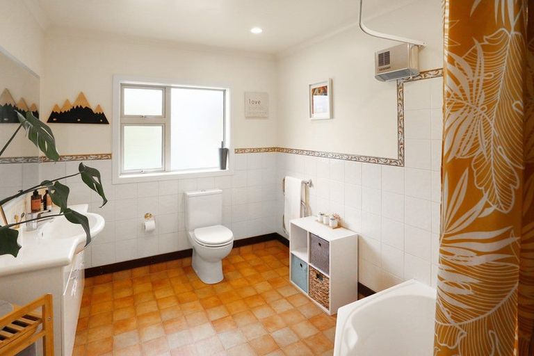 Photo of property in 56 Missy Crescent, Mount Pisa, Cromwell, 9383