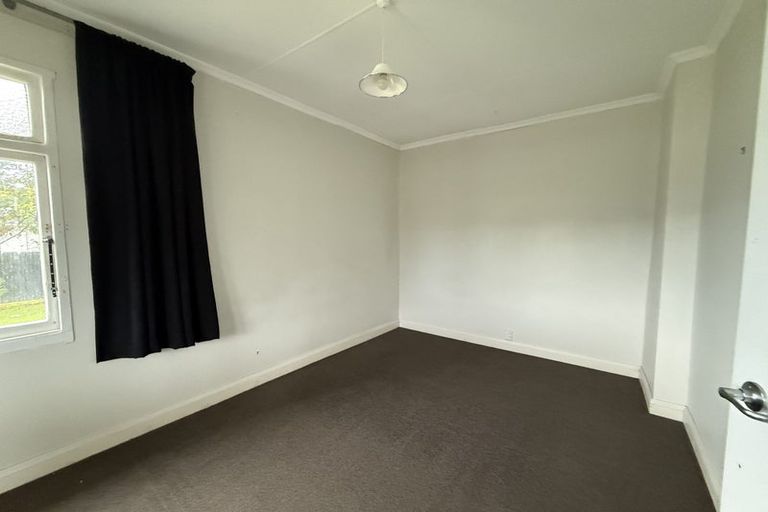 Photo of property in 163 Cornfoot Street, Castlecliff, Whanganui, 4501