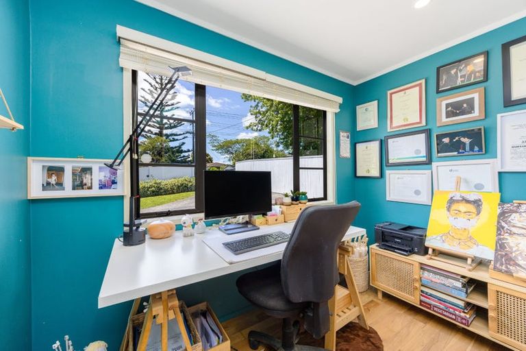 Photo of property in 2/84 Verbena Road, Birkdale, Auckland, 0626