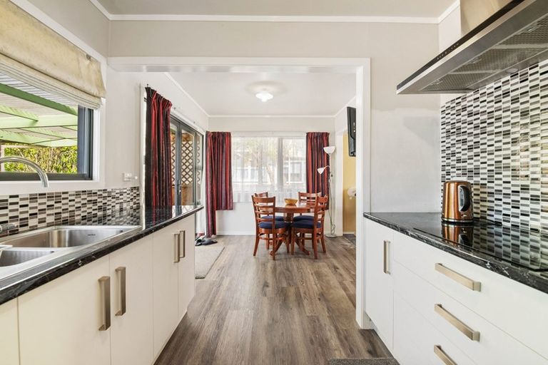 Photo of property in 6 Roger Street, Pukehangi, Rotorua, 3015