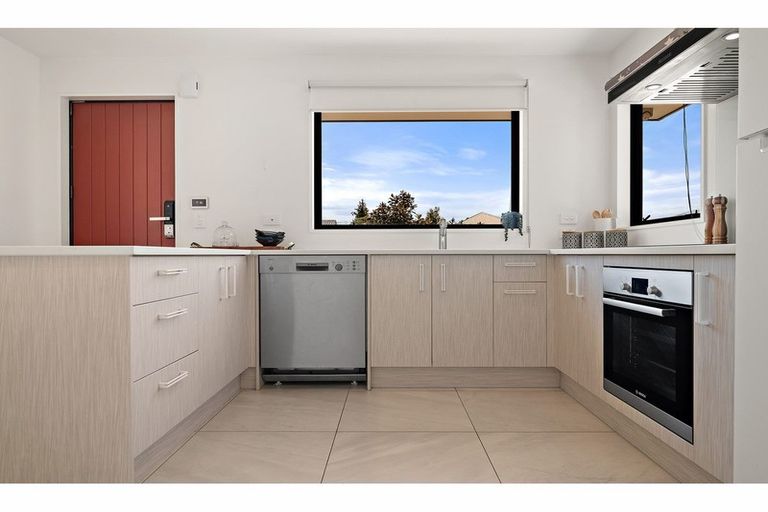 Photo of property in 152 Awatea Road, Wigram, Christchurch, 8025