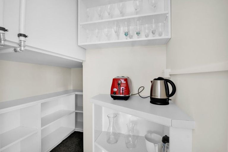 Photo of property in 55 Pendarves Street, New Plymouth, 4310