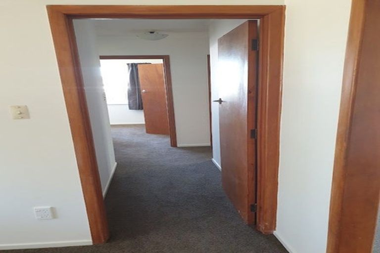 Photo of property in 2/83a Coronation Road, Papatoetoe, Auckland, 2025