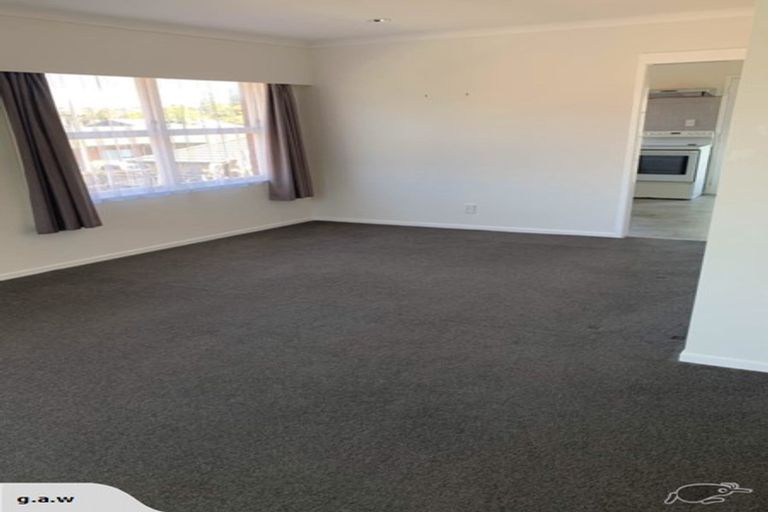 Photo of property in 1/111 Shakespeare Road, Milford, Auckland, 0620