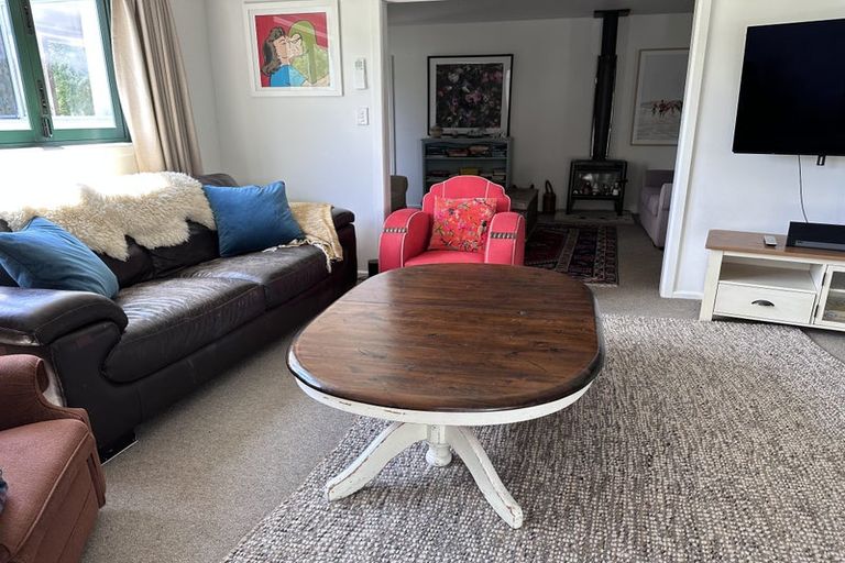 Photo of property in 29 Gillies Crescent, Waimarama, Havelock North, 4294