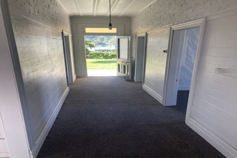 Photo of property in 52 Tyndall Street, Pahiatua, 4910