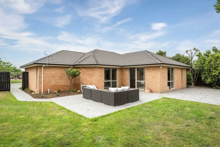 Photo of property in 10 Vasari Grange, Rolleston, 7614