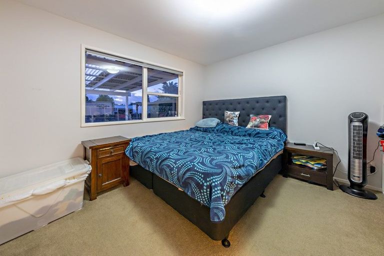 Photo of property in 77 Beeston Crescent, Manurewa, Auckland, 2102