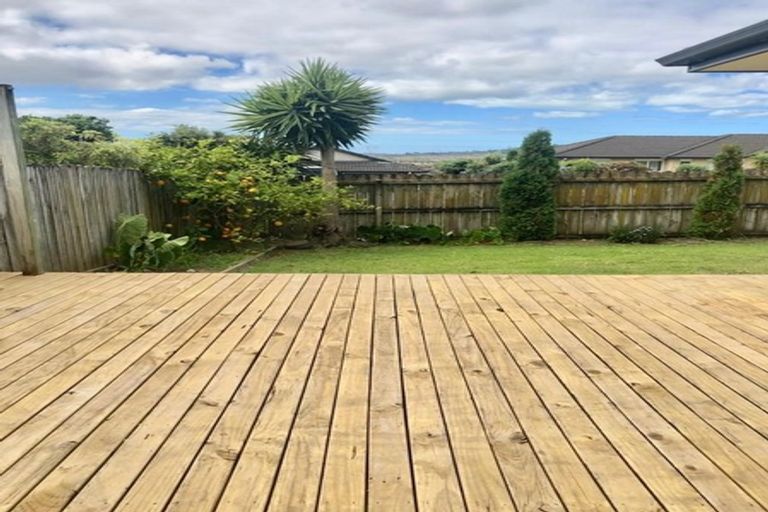 Photo of property in 1 Genesis Place, Flat Bush, Auckland, 2019