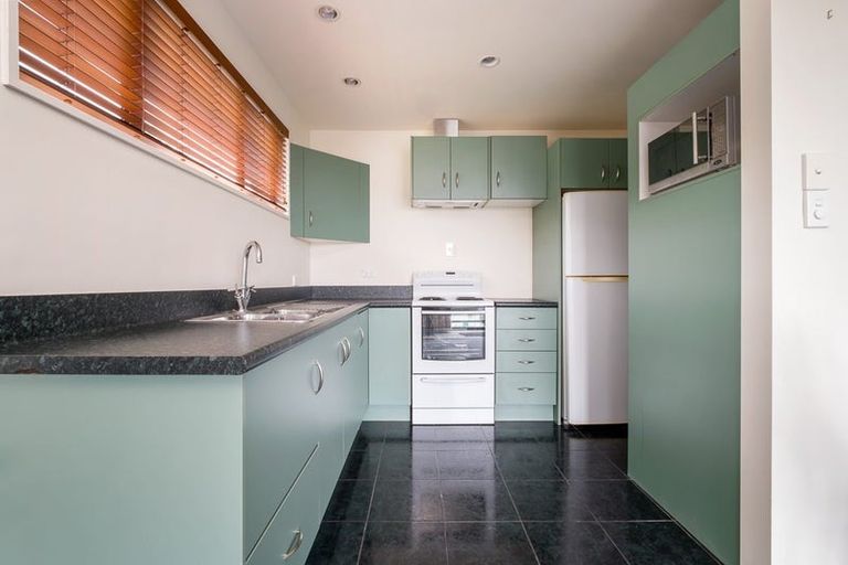 Photo of property in 2 Whaka Terrace, Huntsbury, Christchurch, 8022