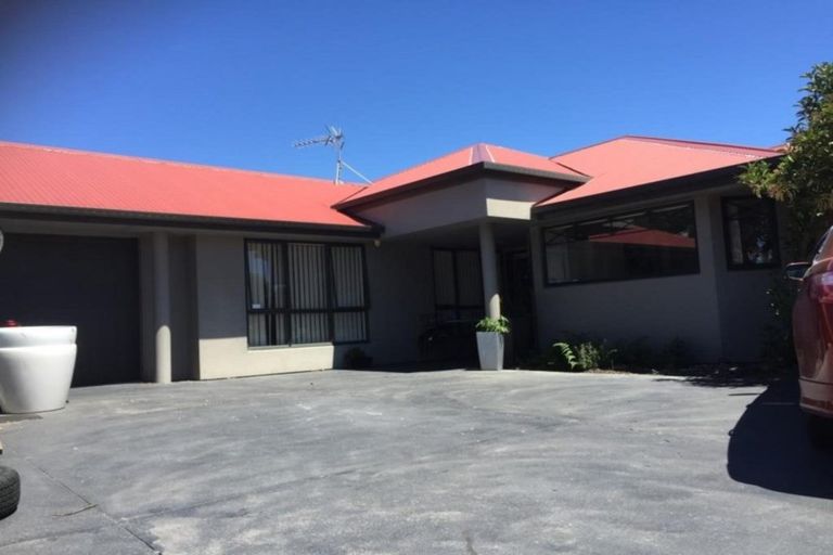 Photo of property in 70 Ti Rakau Drive, Woolston, Christchurch, 8023