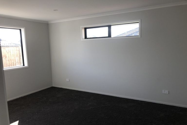 Photo of property in 22 Walter Lawry Road, Paerata, Pukekohe, 2124