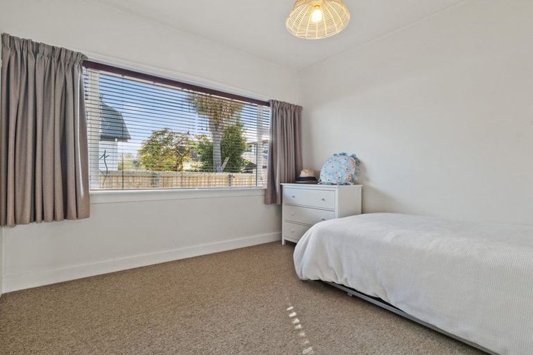 Photo of property in 16 Kotare Street, Fendalton, Christchurch, 8041