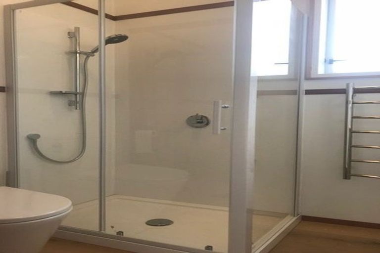 Photo of property in 43 Grant Road, Thorndon, Wellington, 6011