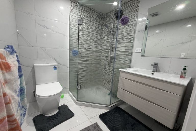 Photo of property in 11c Rountree Place, Conifer Grove, Takanini, 2112