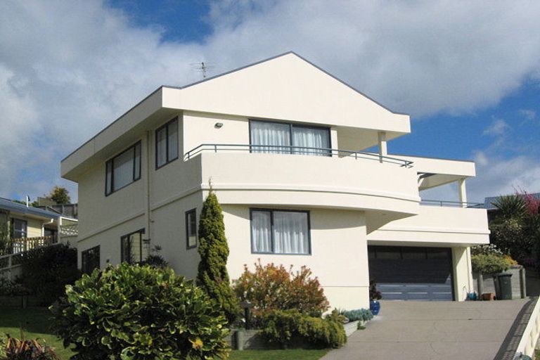 Photo of property in 18 Claydon Place, Ohope, 3121