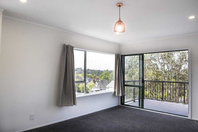 Photo of property in 1/9 Miraka Place, Birkenhead, Auckland, 0626
