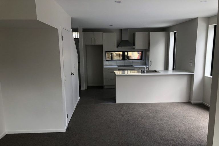 Photo of property in 60b Seymour Road, Sunnyvale, Auckland, 0612