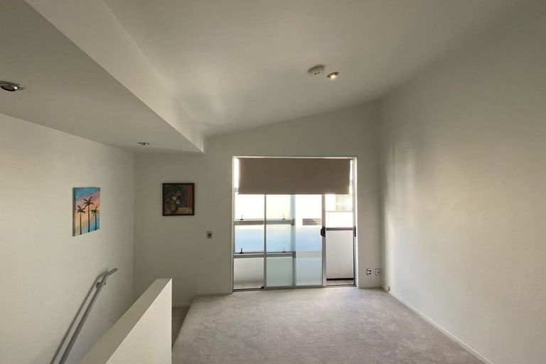 Photo of property in 9/5 Millais Street, Grey Lynn, Auckland, 1021