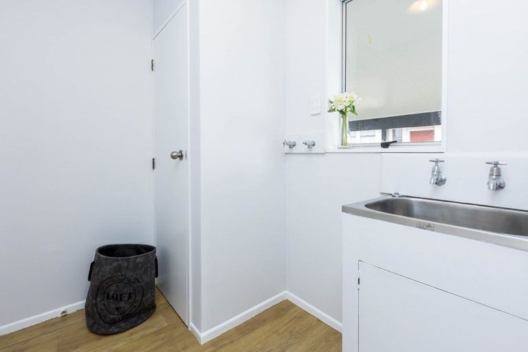 Photo of property in 7 Blueberry Grove, Timberlea, Upper Hutt, 5018