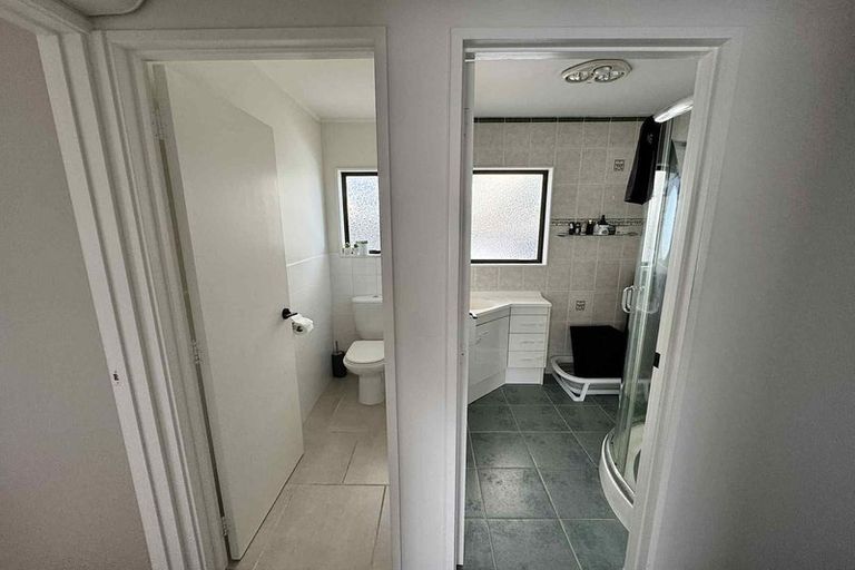 Photo of property in 19 Fourth View Avenue, Beachlands, Auckland, 2018