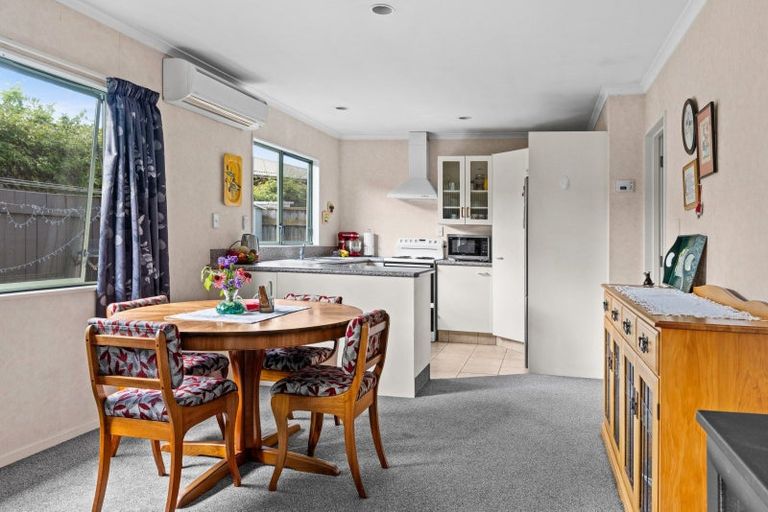 Photo of property in 67a Church Road, Taradale, Napier, 4112