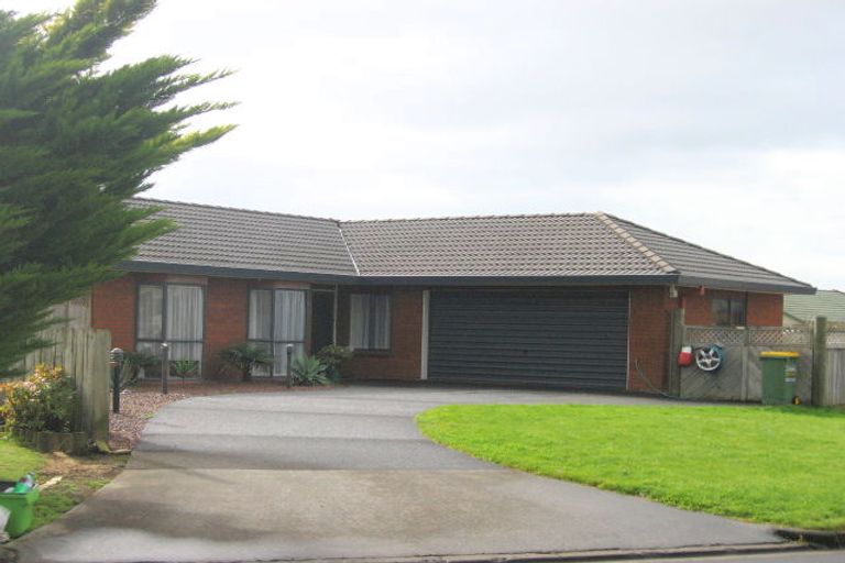 Photo of property in 6 Ifield Court, Burswood, Auckland, 2013