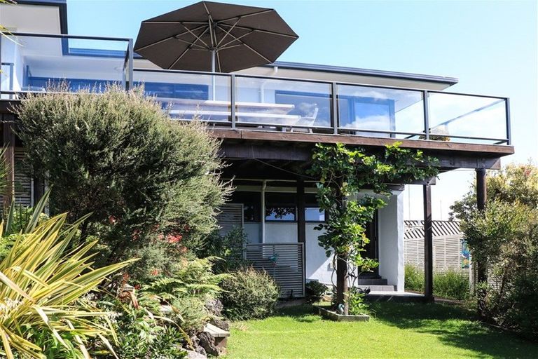 Photo of property in 12 Panorama Avenue, Paihia, 0200
