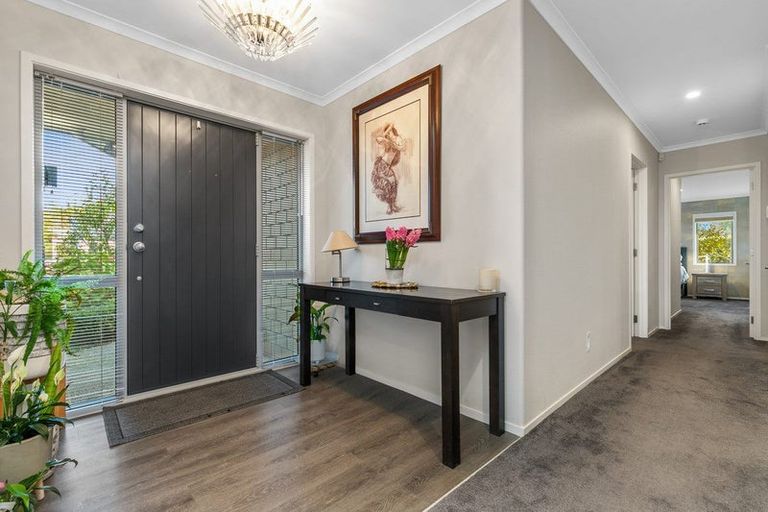 Photo of property in 69 Hillcrest Road, Hatfields Beach, Orewa, 0931