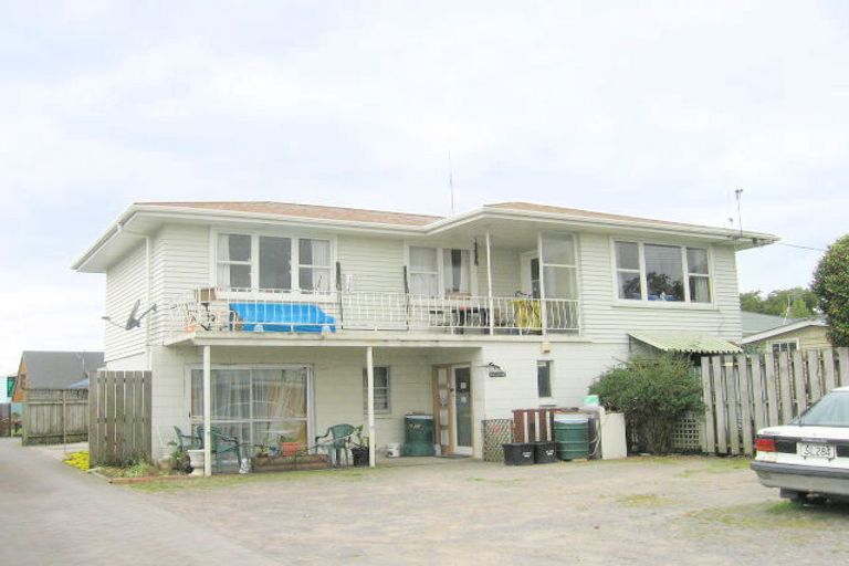 Photo of property in 590 Maunganui Road, Mount Maunganui, 3116