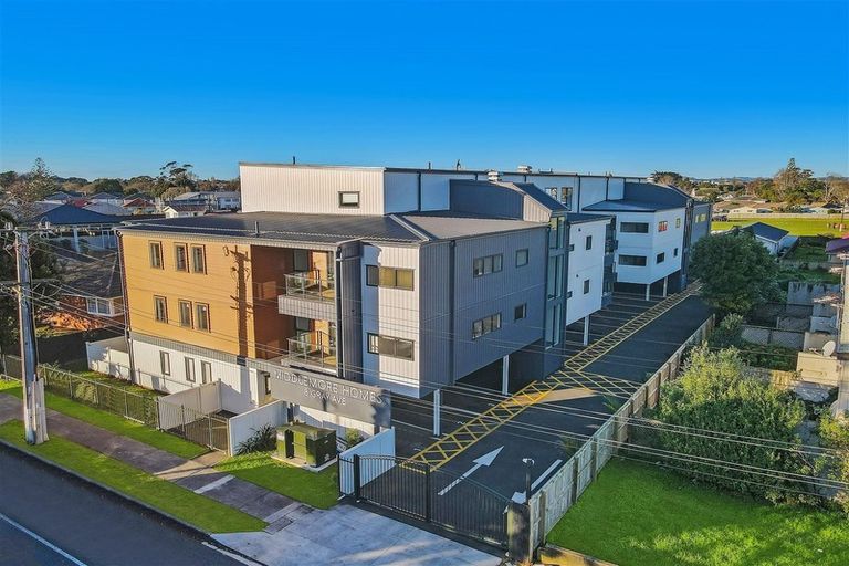 Photo of property in 304/8 Gray Avenue, Mangere East, Auckland, 2024