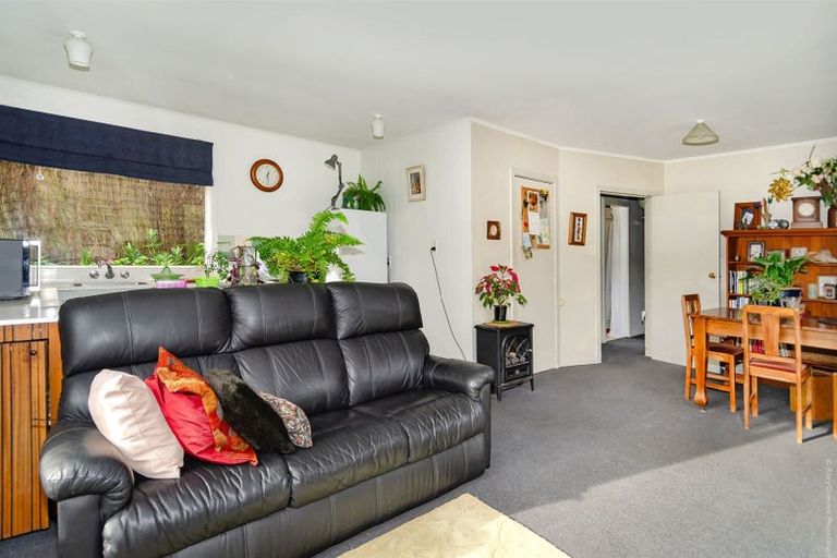 Photo of property in 2/46 Bowhill Road, New Brighton, Christchurch, 8083