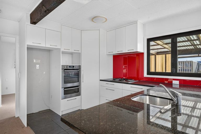 Photo of property in 44 Pinedale Crescent, Riversdale Beach, Masterton, 5872