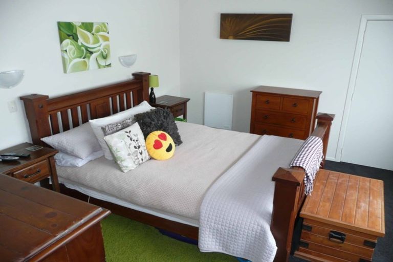 Photo of property in 2 Tarawera Road, Johnsonville, Wellington, 6037